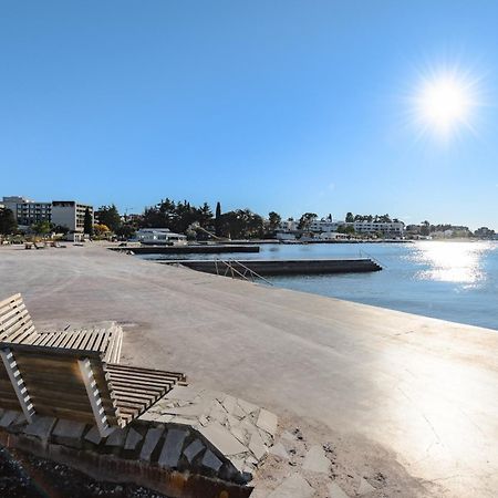 Casa Astrid By The Sea In Porec Exterior photo