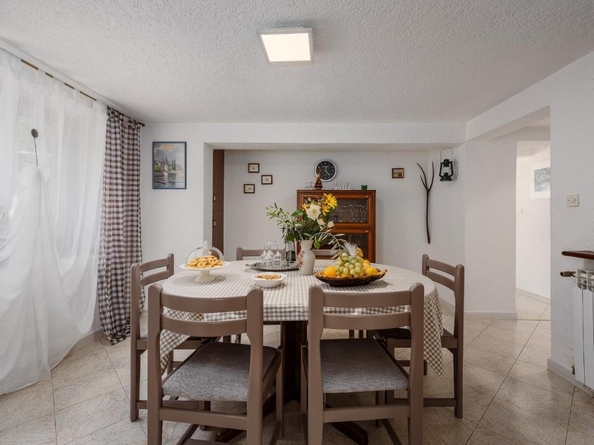Casa Astrid By The Sea In Porec Exterior photo